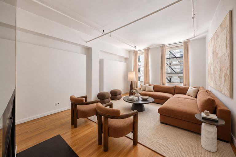426 West Broadway, Unit 3b photo 5