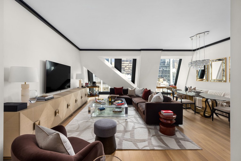 53 West 53rd Street, Unit 18B
