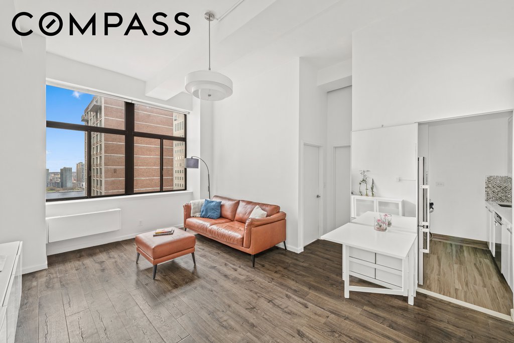 310 East 46th Street, Unit 19L photo 3