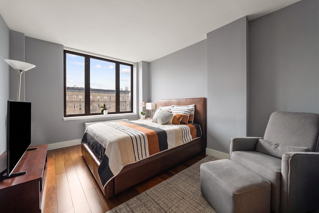 380 Lenox Avenue, Unit 6G photo 5