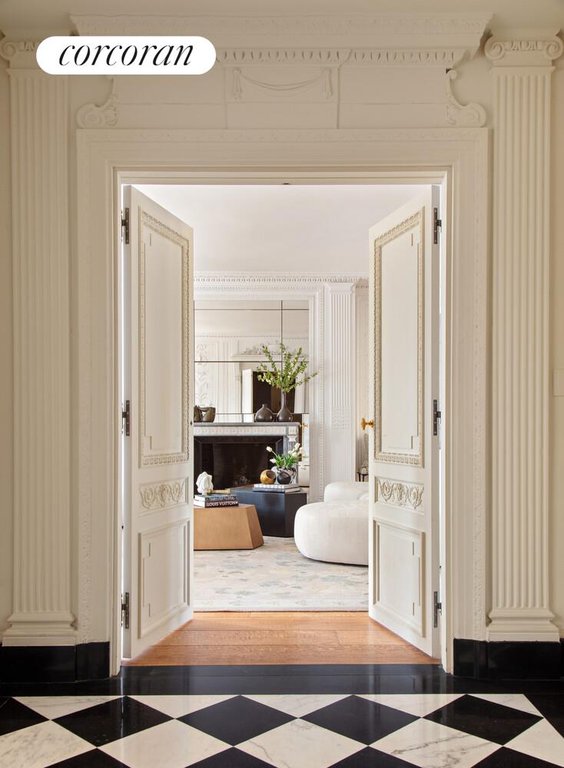 730 Park Avenue, Unit 15/16A photo 3