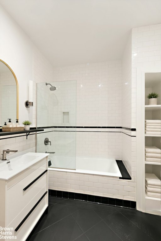 132 Duane Street, Unit 4THFL photo 10