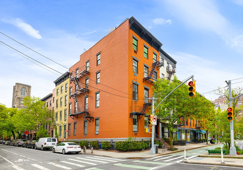 162 Ninth Avenue, Unit B photo 10