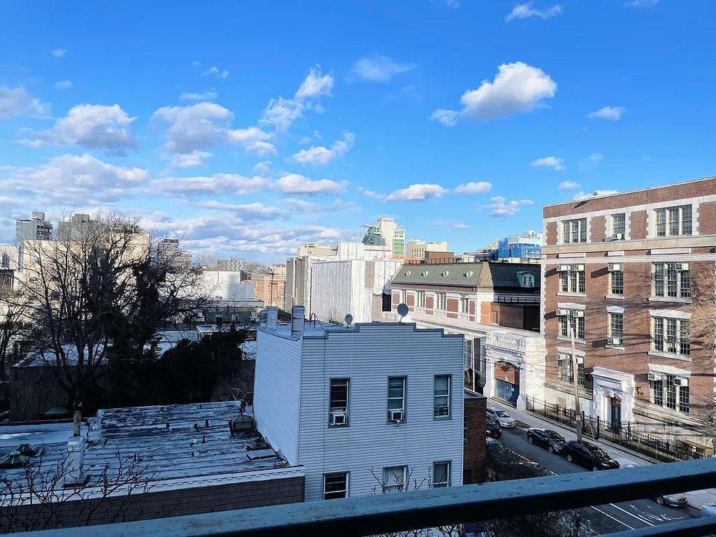 27-16 41st Avenue, Unit 5B photo 5