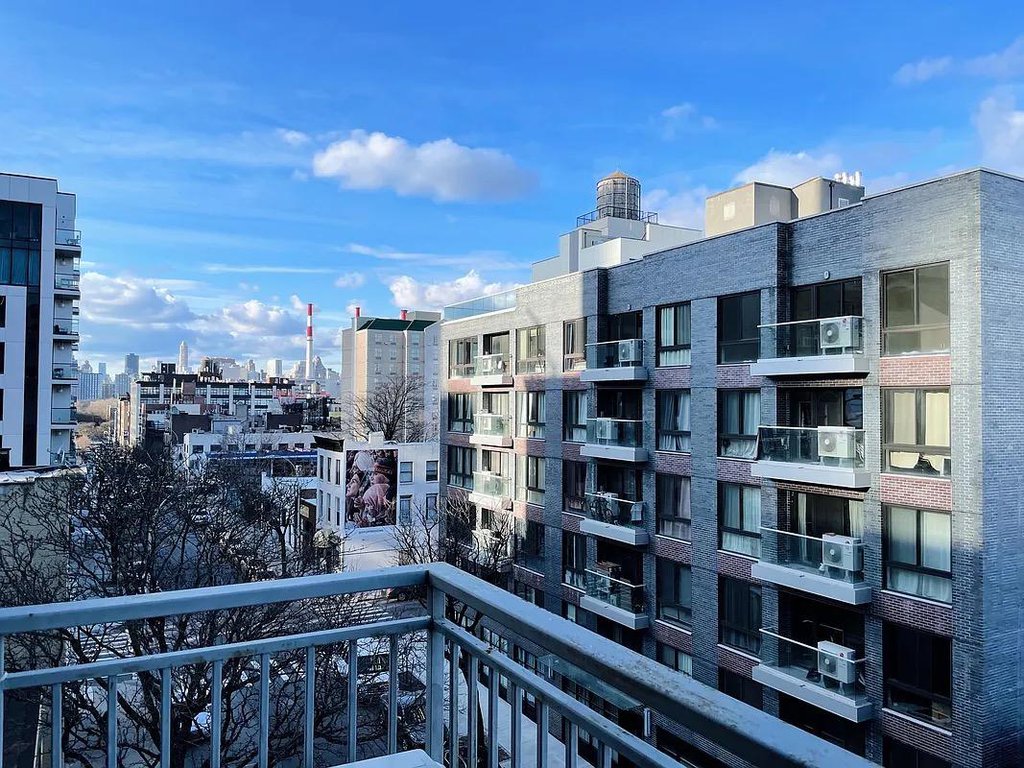 27-16 41st Avenue, Unit 5B photo 6
