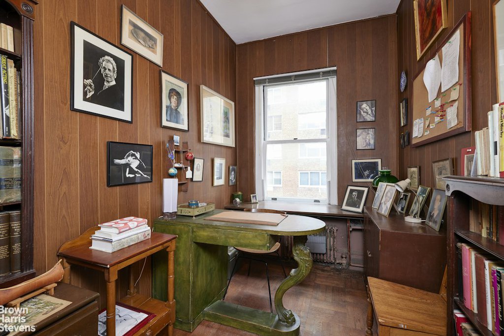1 Beekman Place, Unit 705 photo 3