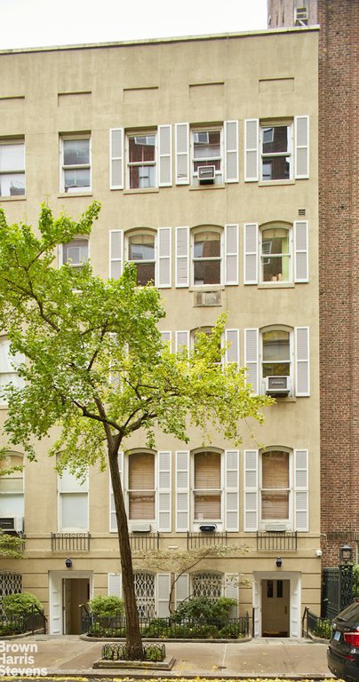 1 Beekman Place, Unit 705 photo 7