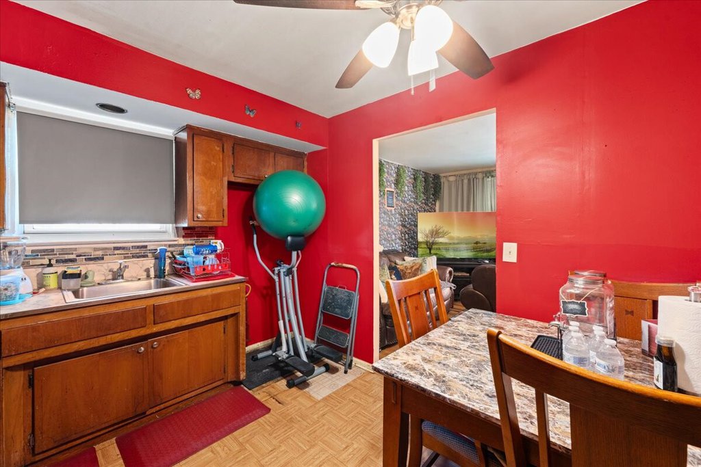 716 Hemlock Street – For Sale photo 8