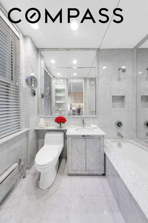 465 Park Avenue, Unit 9F photo 11