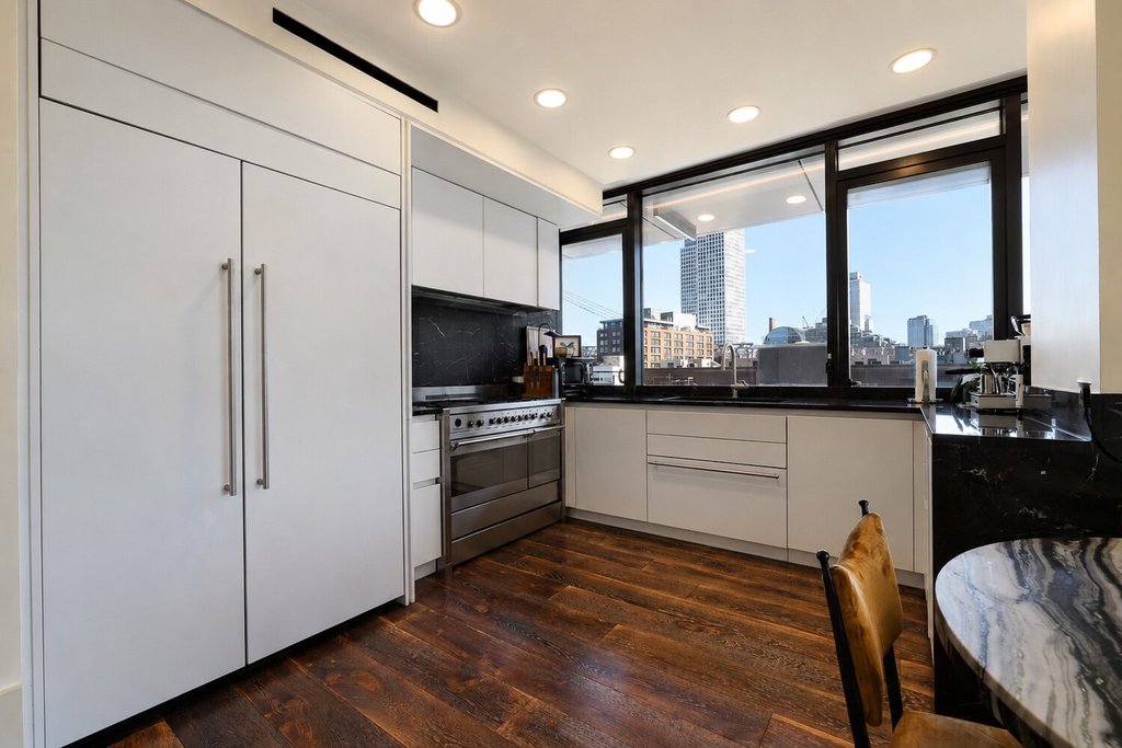 429 Kent Avenue, Unit 901 photo 7
