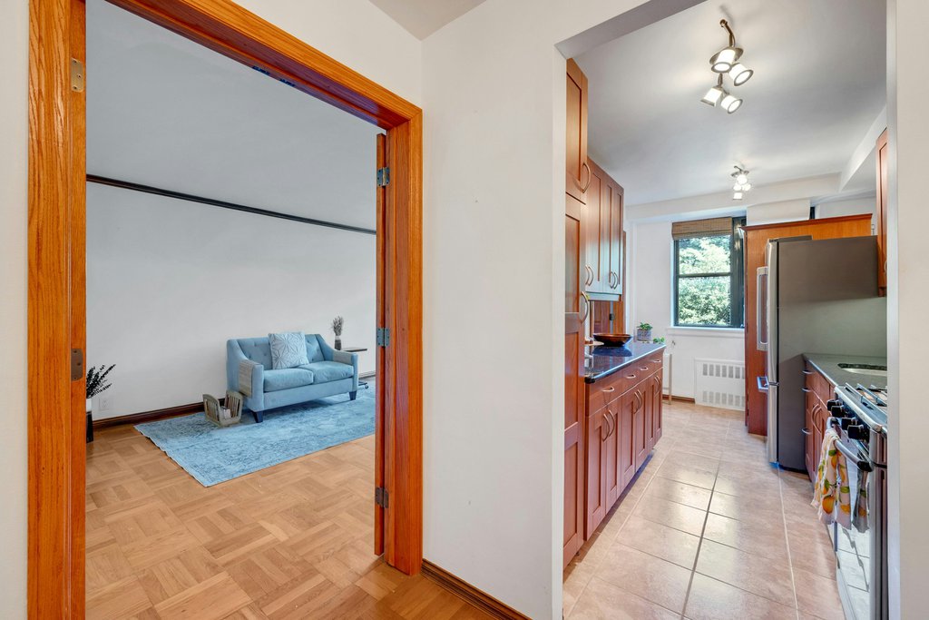 735 Kappock Street, Unit 8F photo 15