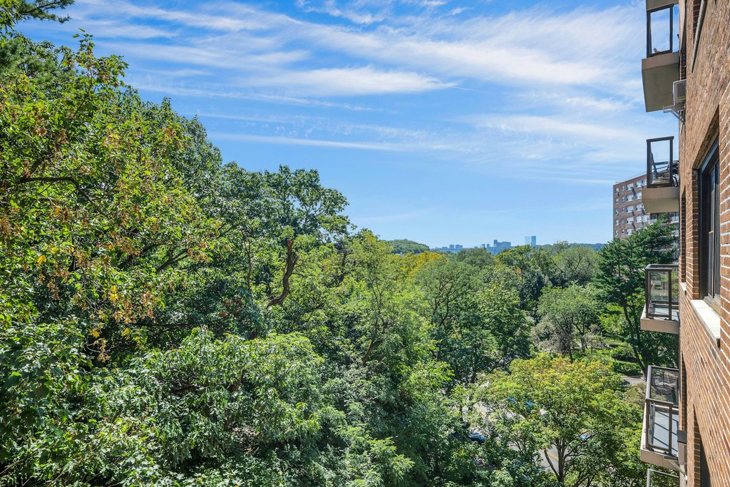 735 Kappock Street, Unit 8F photo 27
