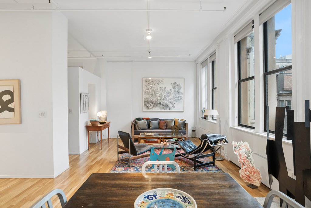542 Broadway, Unit 5F photo 2