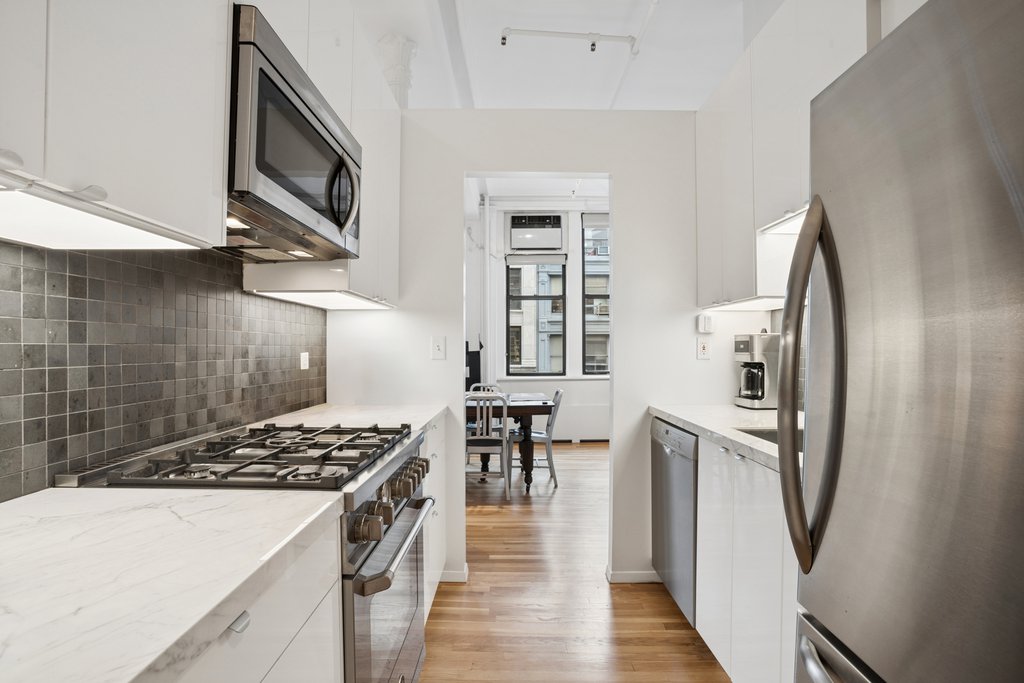 542 Broadway, Unit 5F photo 7