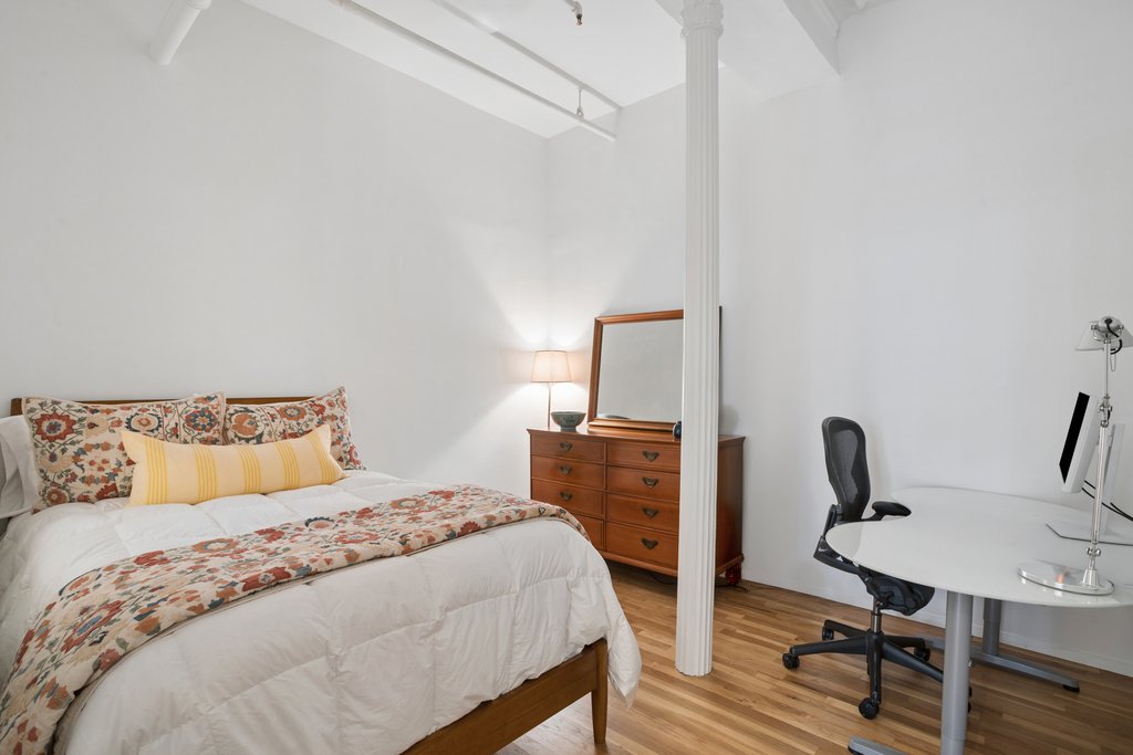 542 Broadway, Unit 5F photo 9