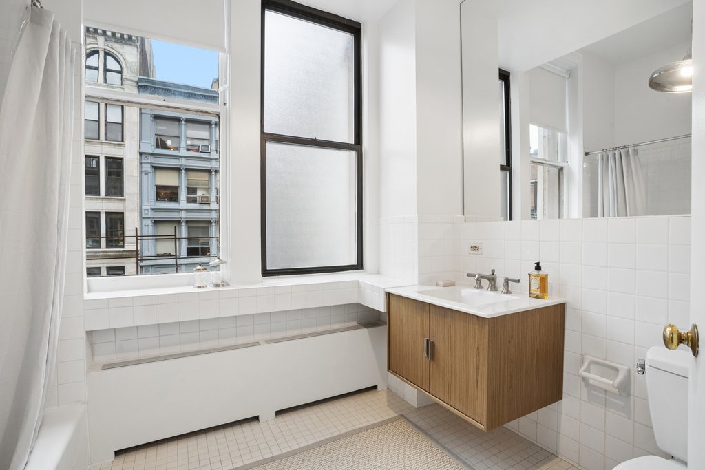 542 Broadway, Unit 5F photo 11