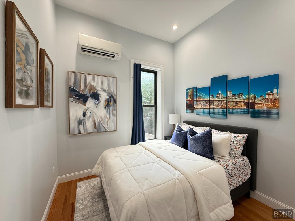 587 Greene Avenue, Unit Parlor photo 4