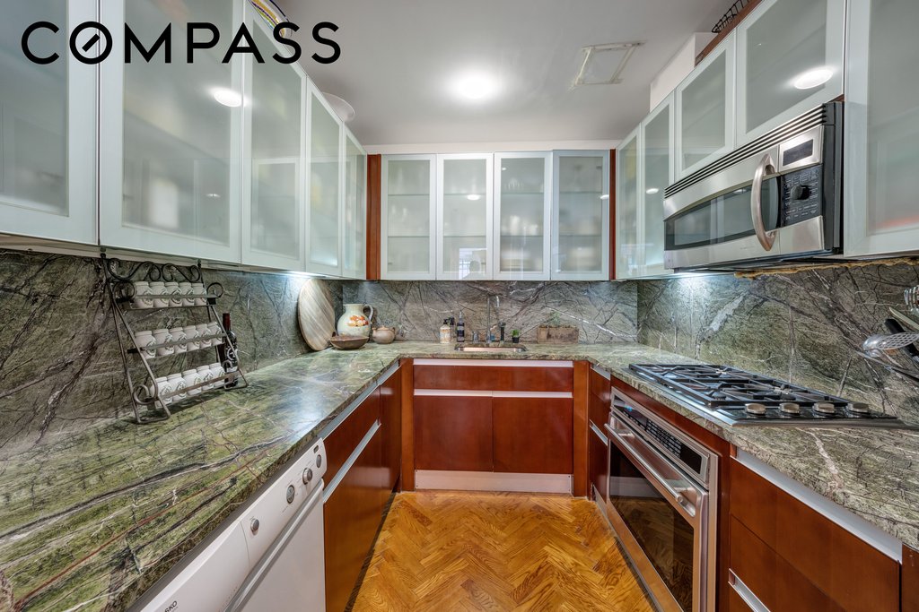 1200 Fifth Avenue, Unit 1E photo 4