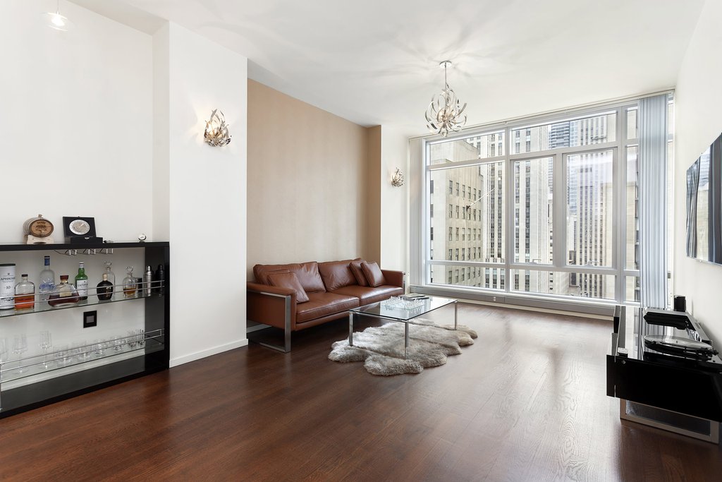 18 West 48th Street, Unit 16E