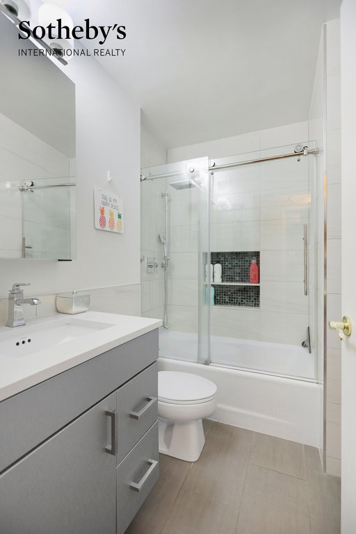330 East 75th Street, Unit 7K photo 7