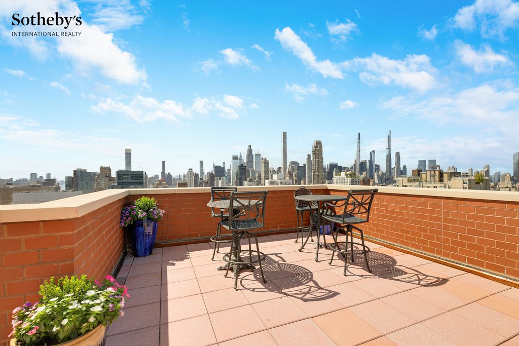330 East 75th Street, Unit 7K photo 9