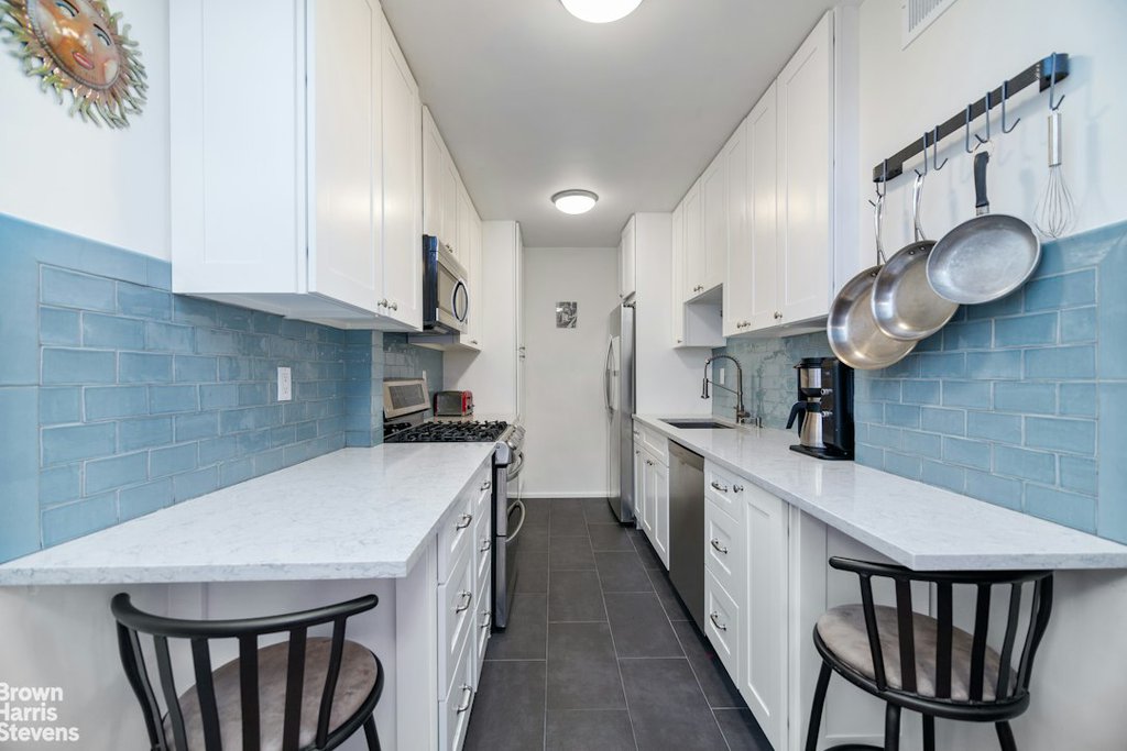 1175 York Avenue, Unit 4F photo 3