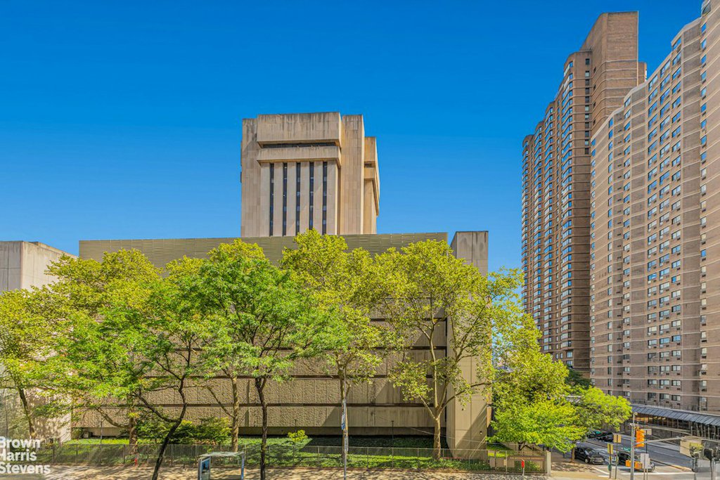1175 York Avenue, Unit 4F photo 9