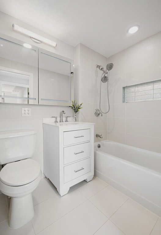 130 Bradhurst Avenue, Unit APT611 photo 14