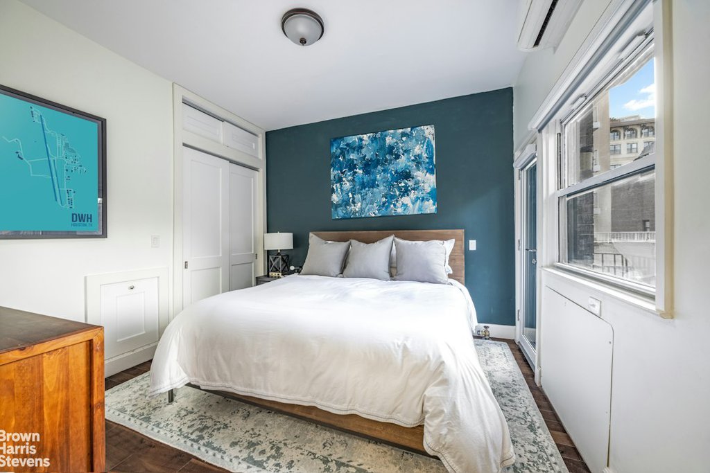 211 Thompson Street, Unit 4A photo 3