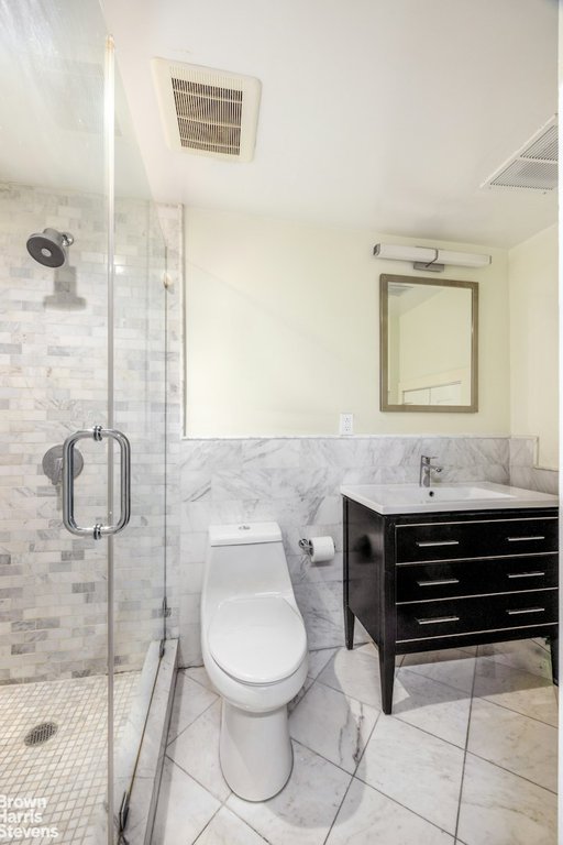 211 Thompson Street, Unit 4A photo 5