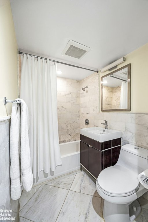 211 Thompson Street, Unit 4A photo 10
