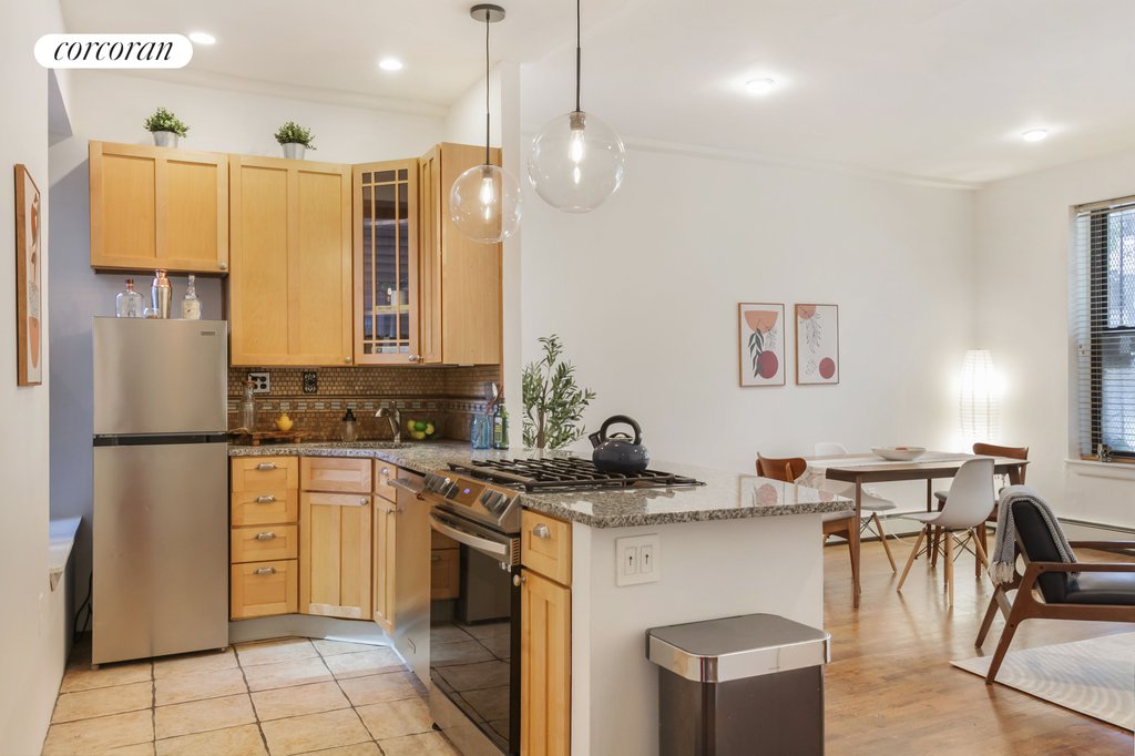 153 Clinton Avenue, Unit 1A photo 4