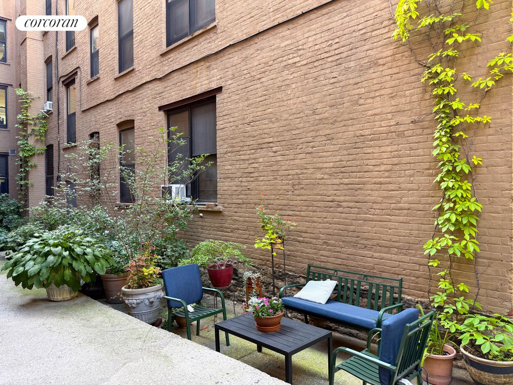 153 Clinton Avenue, Unit 1A photo 13