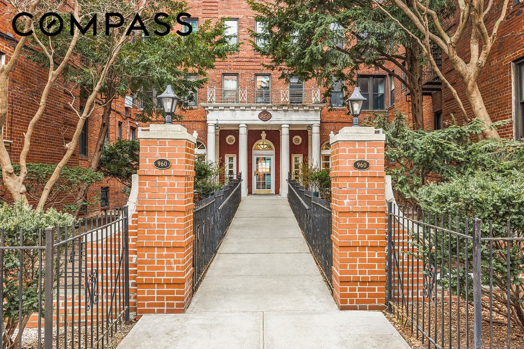 960 Sterling Place, Unit 4F photo 17