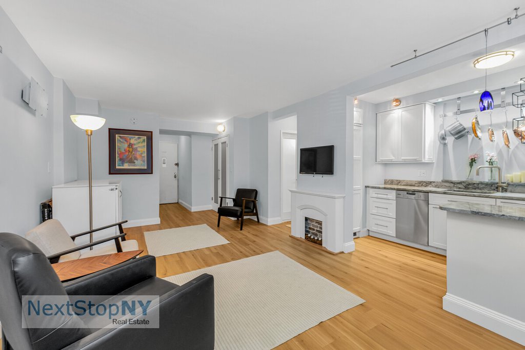 520 East 76th Street, Unit 1F