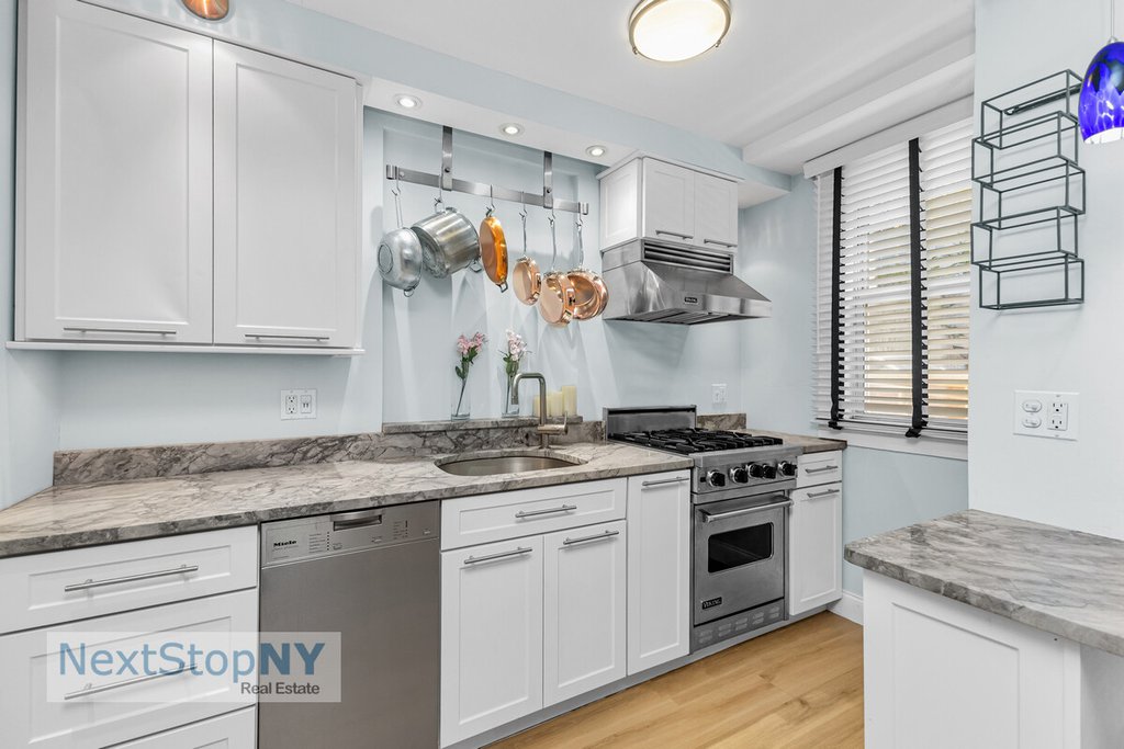 520 East 76th Street, Unit 1F photo 5