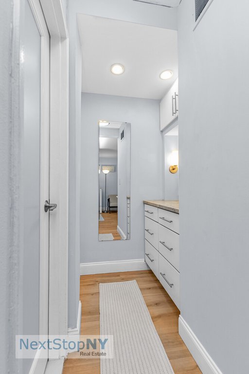 520 East 76th Street, Unit 1F photo 7