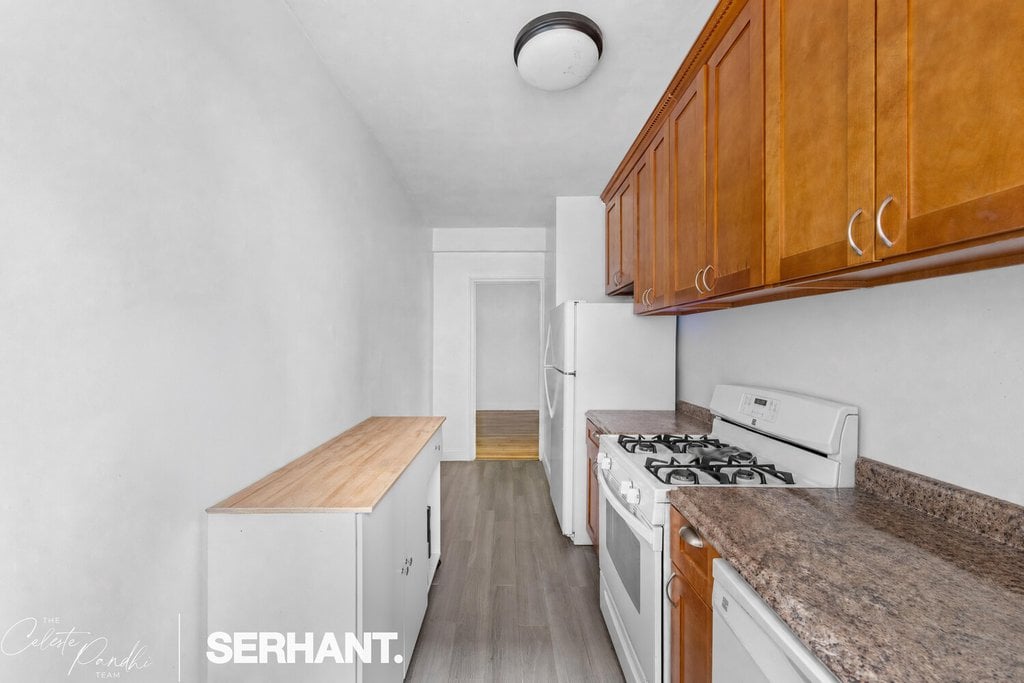 159-00 Riverside DRIVE WEST, Unit 5A photo 13