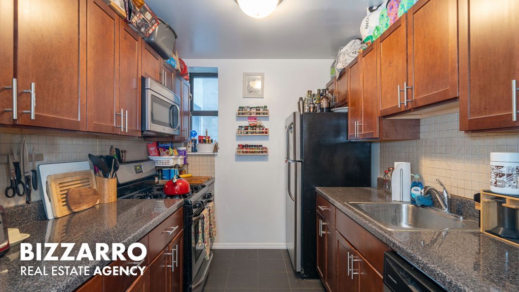 571 Academy Street, Unit 1G photo 5