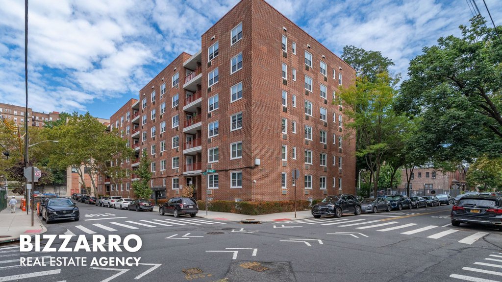 315 West 232nd Street, Unit 4L photo 17