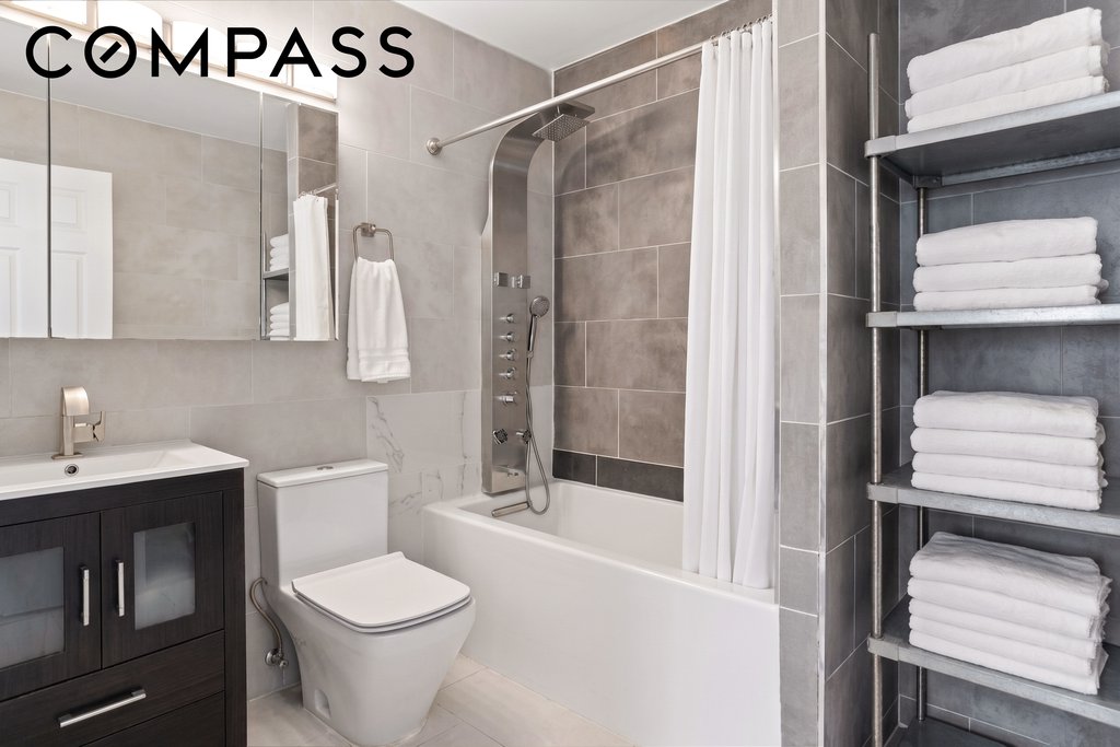 61 West 62nd Street, Unit 8H photo 6