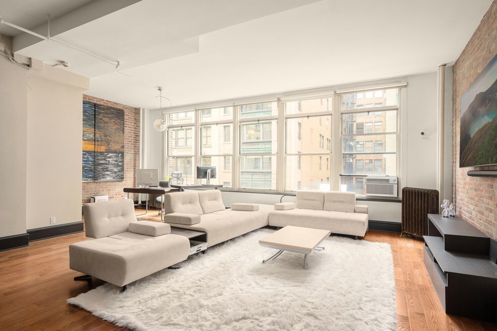 12 West 17th Street, Unit 6 photo 2