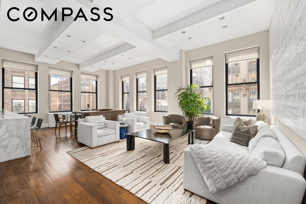 260 Park Avenue South, Unit 4B