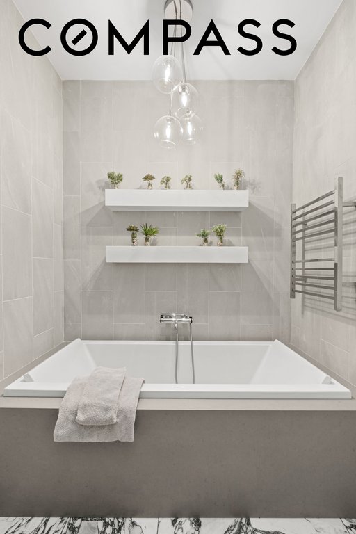260 Park Avenue South, Unit 4B photo 11