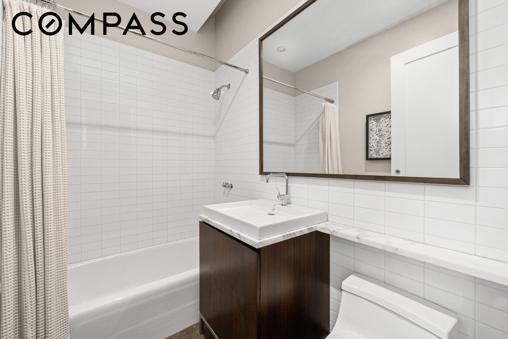260 Park Avenue South, Unit 4B photo 13