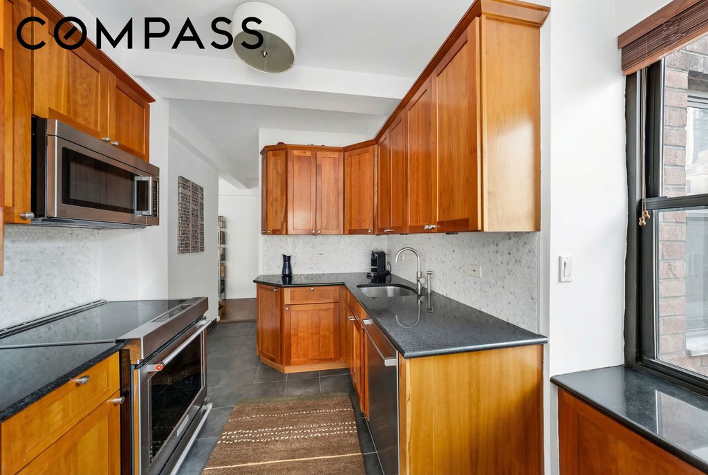 2 Tudor City Place, Unit 9DS photo 5