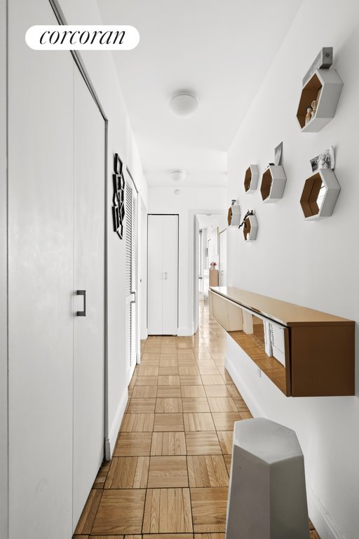 215 East 96th Street, Unit 23L photo 6