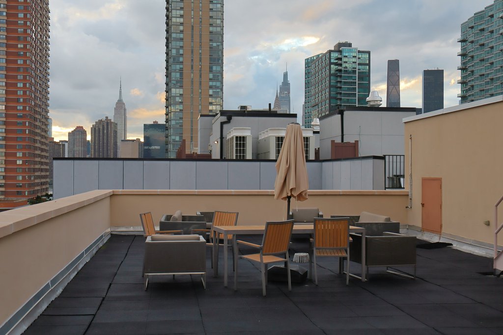 5-43 48th Avenue, Unit 5D photo 9