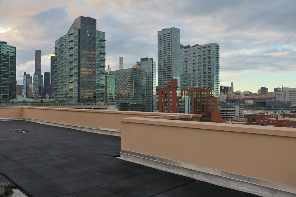5-43 48th Avenue, Unit 5D photo 12