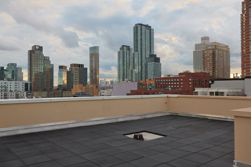 5-43 48th Avenue, Unit 5D photo 14